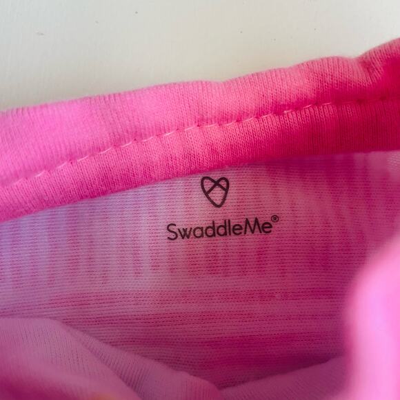 SwaddleMe Natural Position 2-in 1 Swaddle Easy Change Zipper Pink 7-14 lbs - Picture 4 of 11